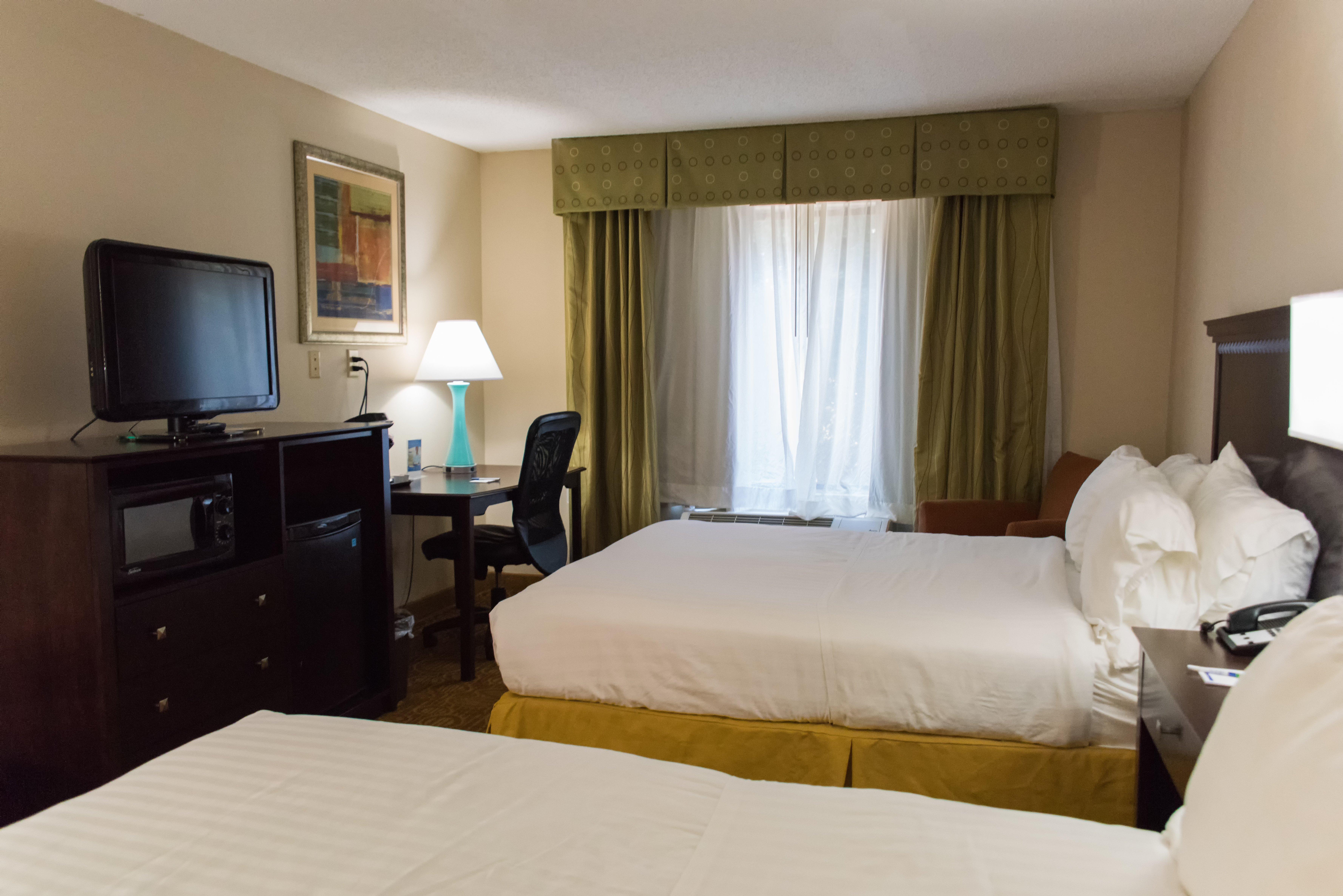 Holiday Inn Express Hotel & Suites Kinston By Ihg Buitenkant foto