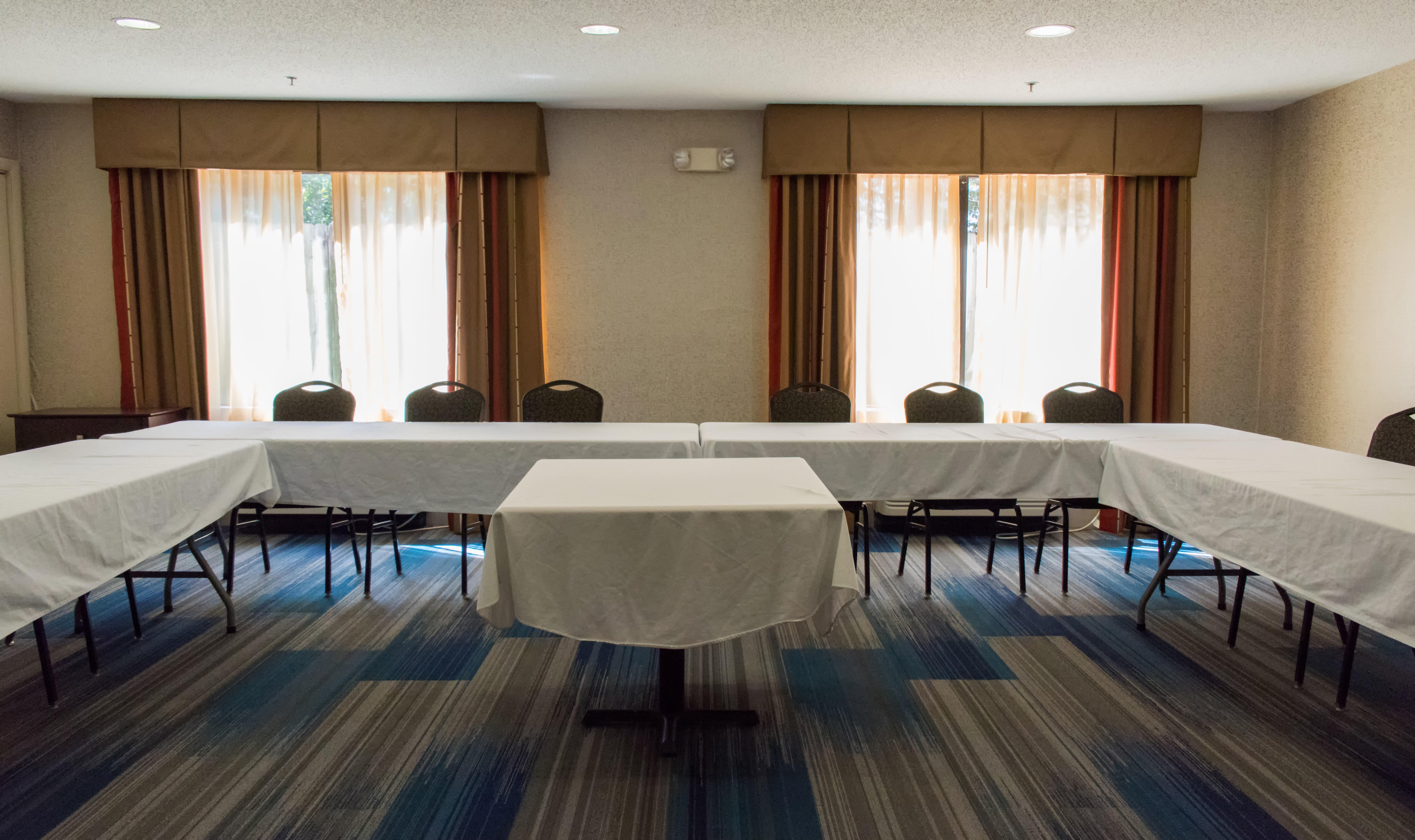 Holiday Inn Express Hotel & Suites Kinston By Ihg Buitenkant foto